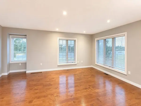 1054 Oakcrossing Gate #52, London North, ON N6H 0E9