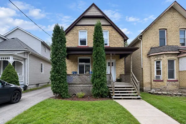 31 Myrtle ST