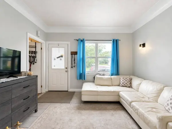 563 South ST S, London East, ON N6B 1C5