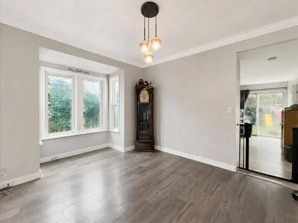 563 South ST S, London East, ON N6B 1C5