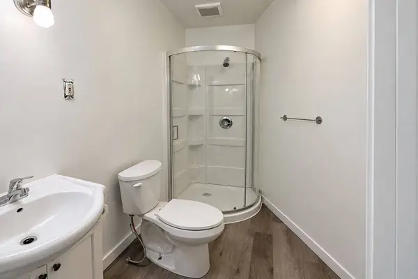 31 Myrtle ST, St. Thomas, ON N5R 2E6