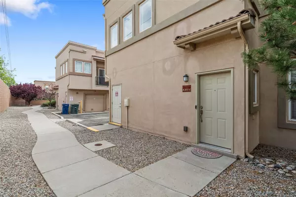4315 Santo Domingo #C, Santa Fe, NM 87507