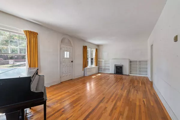 524 Garcia ST, Santa Fe, NM 87505