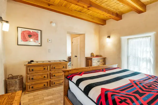 908 Galisteo ST, Santa Fe, NM 87505