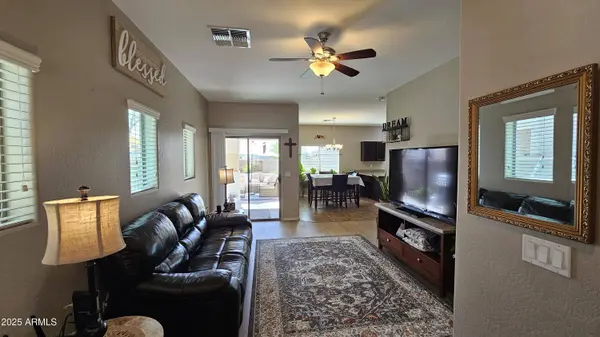 10225 W CAMELBACK Road #21, Phoenix, AZ 85037