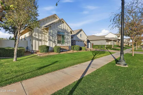 3716 E APPALOOSA Road, Gilbert, AZ 85296