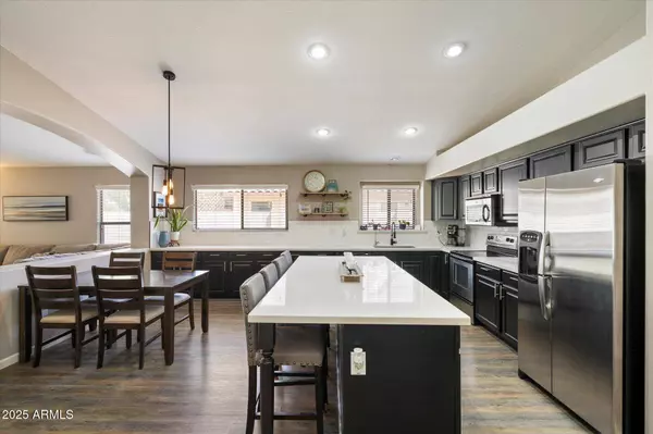 420 S DODGE Drive, Chandler, AZ 85225