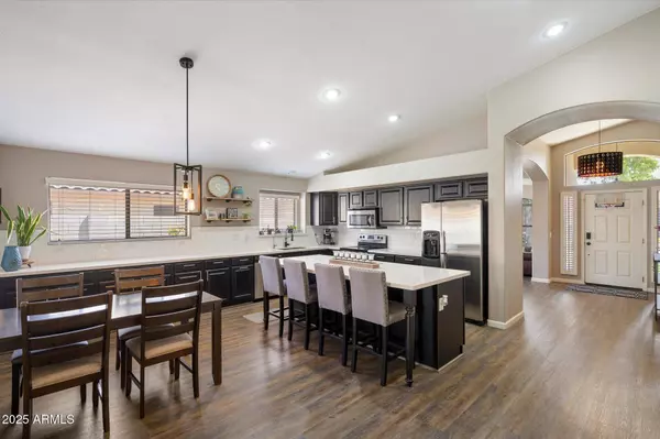 420 S DODGE Drive, Chandler, AZ 85225