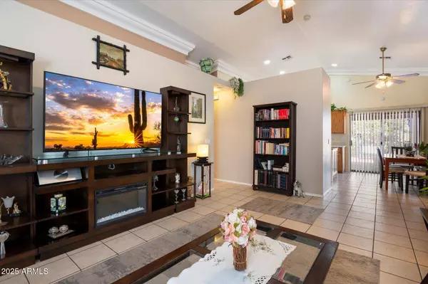 481 S SAN MARCOS Drive, Apache Junction, AZ 85120