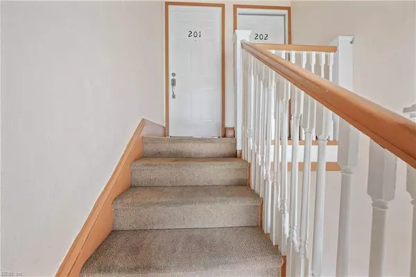 209 W 34th ST #201, Norfolk, VA 23504