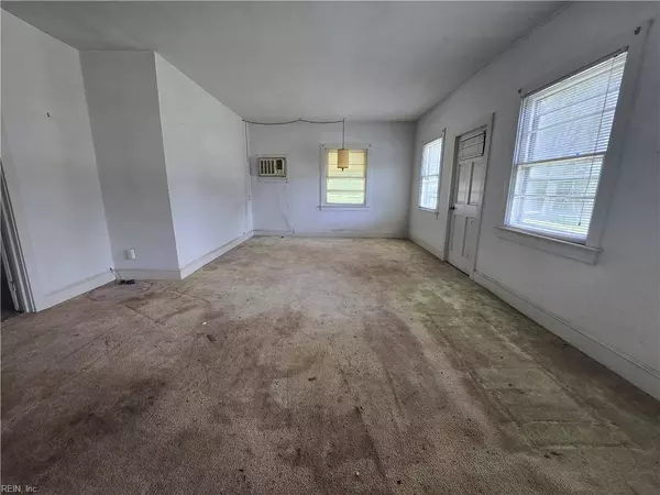 19614 Manson Church RD, Mc Kenney, VA 23872