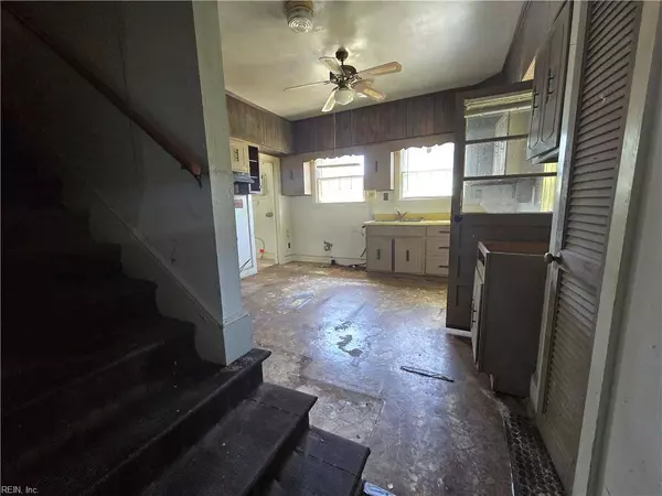 19614 Manson Church RD, Mc Kenney, VA 23872