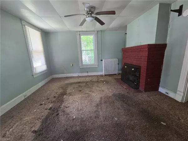 3222 Verdun AVE, Norfolk, VA 23509