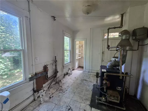 3222 Verdun AVE, Norfolk, VA 23509