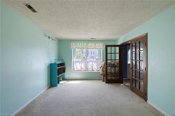 3909 Wilmington RD, Virginia Beach, VA 23453