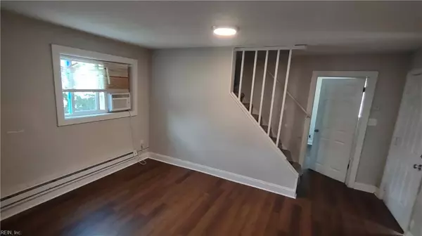 1510 Wilson RD #4, Norfolk, VA 23523