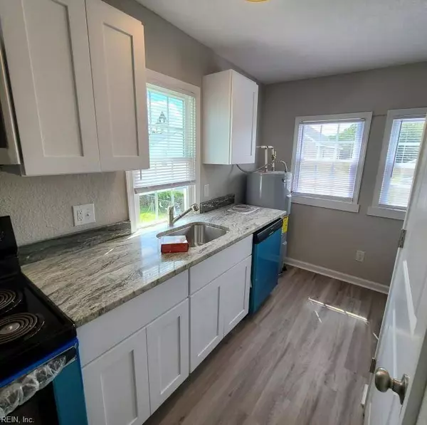 1517 Summit AVE #C, Portsmouth, VA 23704