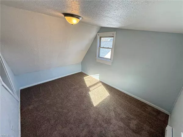 1510 Wilson RD #1, Norfolk, VA 23523