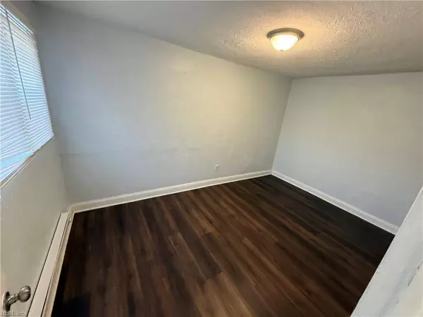 1510 Wilson RD #1, Norfolk, VA 23523