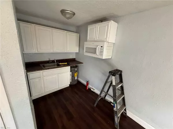 1510 Wilson RD #1, Norfolk, VA 23523