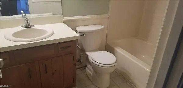 415 Bryan CT, Newport News, VA 23606