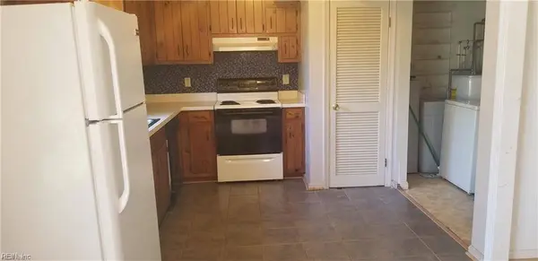 415 Bryan CT, Newport News, VA 23606