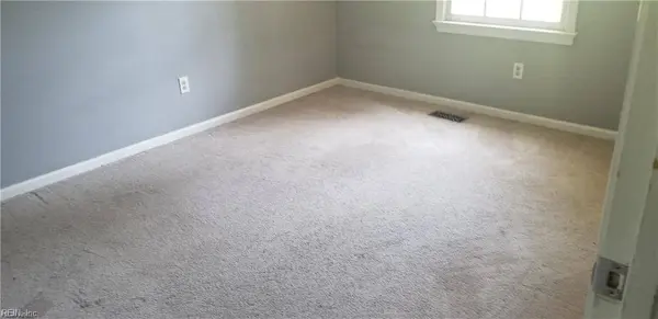 415 Bryan CT, Newport News, VA 23606