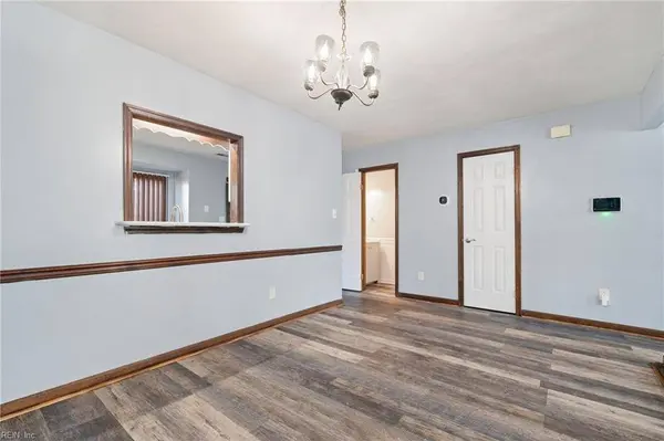 5496 Lynbrook LNDG, Virginia Beach, VA 23462