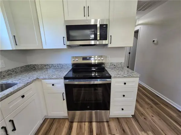 22284 Medicine Springs RD, Courtland, VA 23837