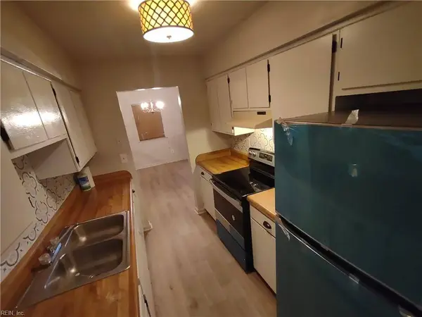 6080 Cameilla DR Unit A, Suffolk, VA 23435