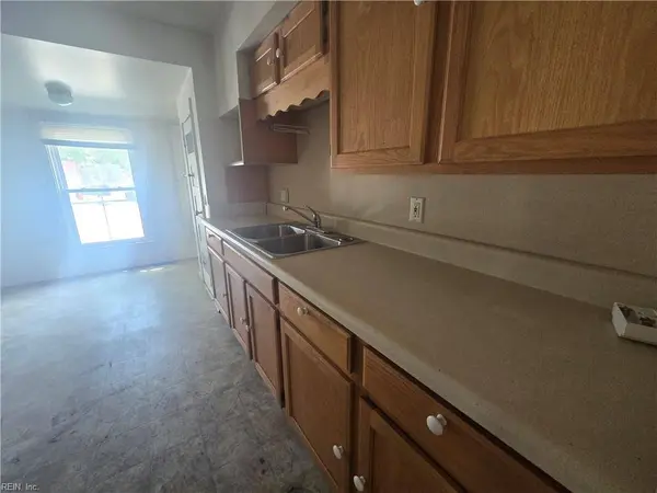 1400 Victory BLVD, Portsmouth, VA 23702