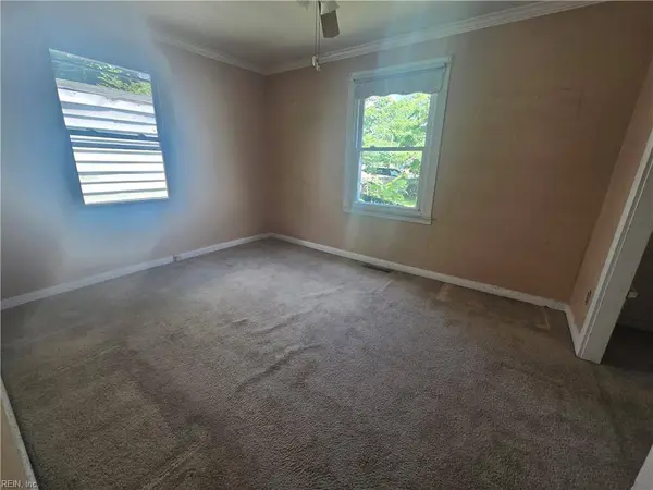 1400 Victory BLVD, Portsmouth, VA 23702