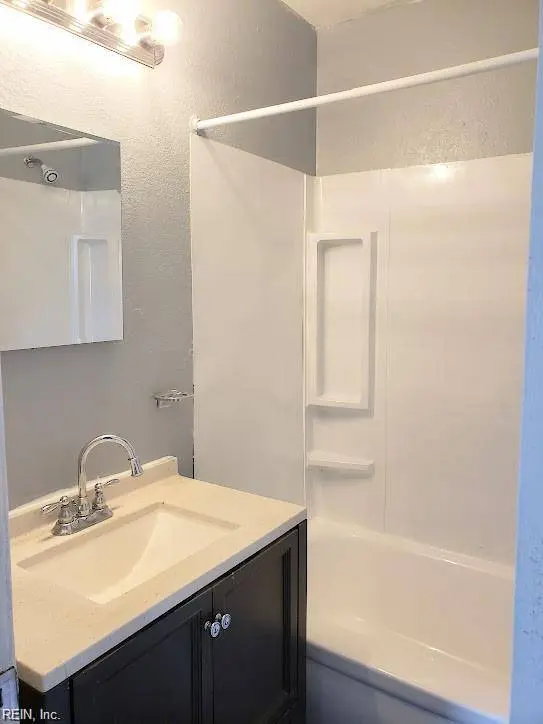 201 Dixie AVE Unit D, Portsmouth, VA 23707