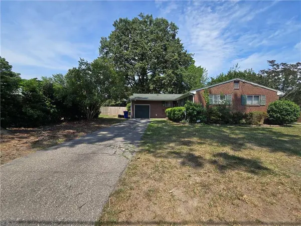 716 Tanbark DR, Newport News, VA 23601