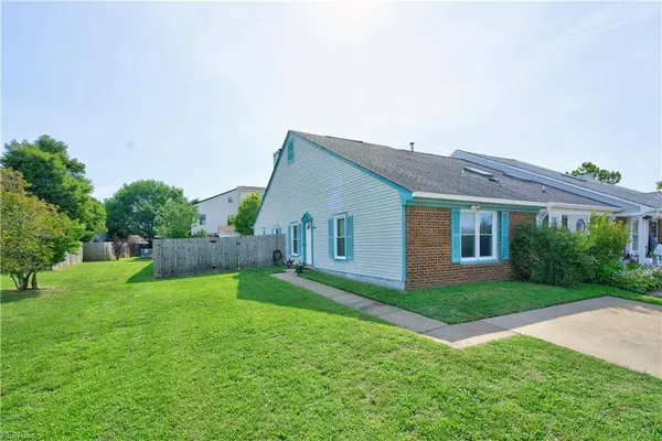 1709 Sword Dancer DR, Virginia Beach, VA 23454