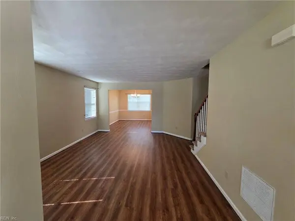 1460 Berkshire DR, Newport News, VA 23602