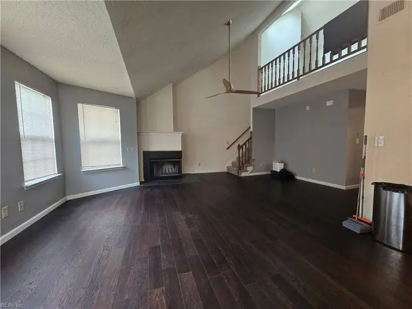 1377 Ivywood RD, Virginia Beach, VA 23453