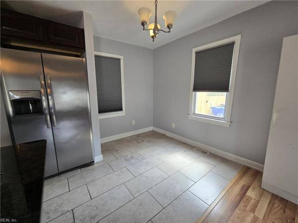 83 Wyoming AVE, Portsmouth, VA 23701