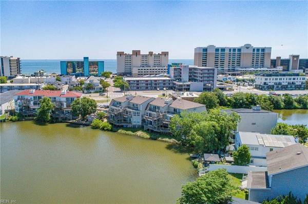 251 Lake DR, Virginia Beach, VA 23451