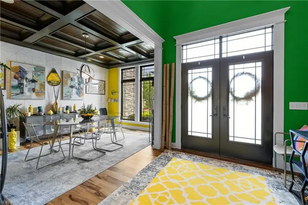 1516 Peyton Ln, Chesapeake, VA 23320-7673