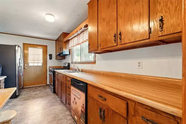 4429 Lee ST NE, Cedar Rapids, IA 52402