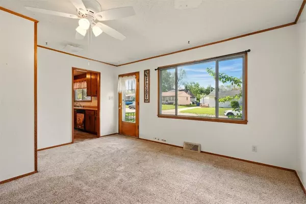 4429 Lee ST NE, Cedar Rapids, IA 52402