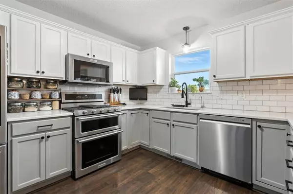 310 Agape AVE, Urbana, IA 52345