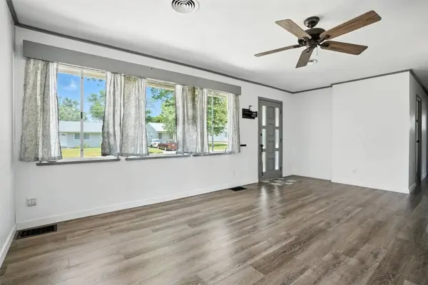 1635 Keith DR NE, Cedar Rapids, IA 52402