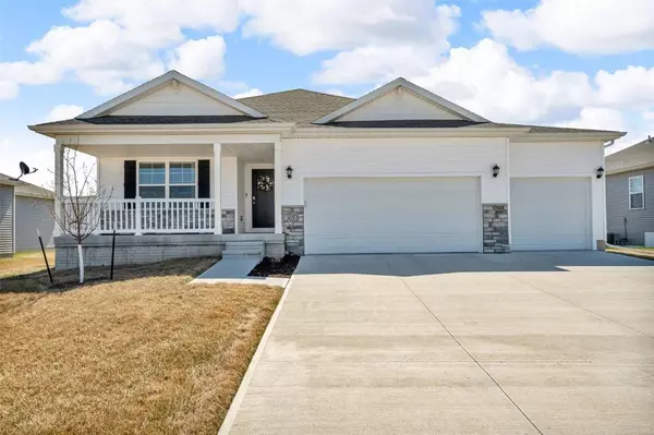 305 Sumac DR, Palo, IA 52324