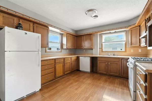 1505 Keith DR NE, Cedar Rapids, IA 52402