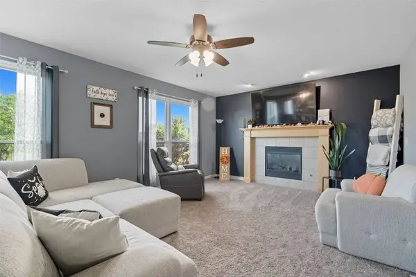 2812 29th AVE SW, Cedar Rapids, IA 52404