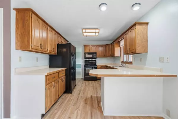 3567 29th AVE, Marion, IA 52302