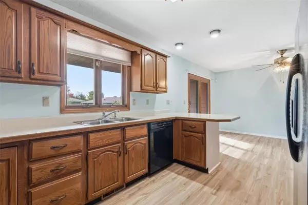 3567 29th AVE, Marion, IA 52302