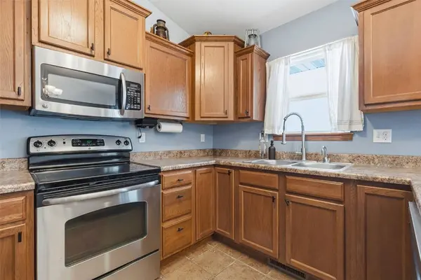 6601 Ohio ST SW, Cedar Rapids, IA 52404